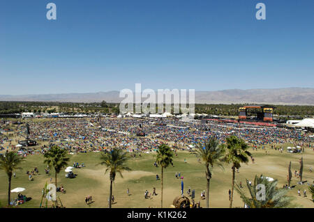 Atmosphère foule stagecoach,California's county music festival jour 2 mai,12011 indio,ca. Banque D'Images