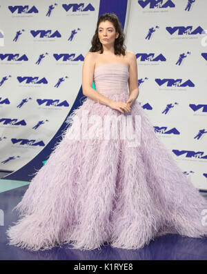 Inglewood, ca. Août 27, 2017. Lorde, au 2017 MTV Video Music Awards au Forum, à Inglewood en Californie le 27 août 2017. Credit : Fs/media/Alamy Punch Live News Banque D'Images