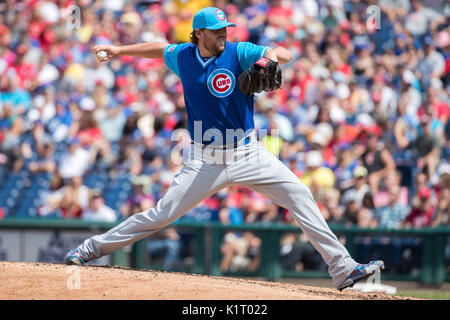 27 août 2017 : le lanceur partant des Cubs de Chicago John Lackey (41) lance un lancer au cours de la MLB match entre les Cubs de Chicago et les Phillies de Philadelphie à la Citizens Bank Park de Philadelphie, Pennsylvanie. Christopher Szagola/CSM Banque D'Images