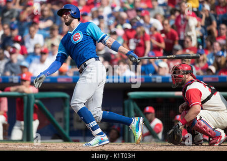 27 août 2017 : Chicago Cubs de troisième but Kris Bryant (17) en action au cours de la MLB match entre les Cubs de Chicago et les Phillies de Philadelphie à la Citizens Bank Park de Philadelphie, Pennsylvanie. Christopher Szagola/CSM Banque D'Images