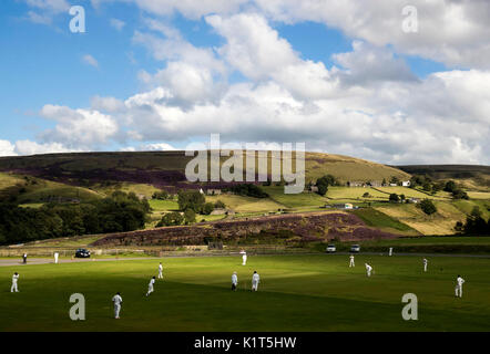 À l'embargo le lundi 28 août 0001 Marsden prises sur Highlanders à Lepton Marsden Cricket Club à Huddersfield le samedi 26 août 2017. Banque D'Images
