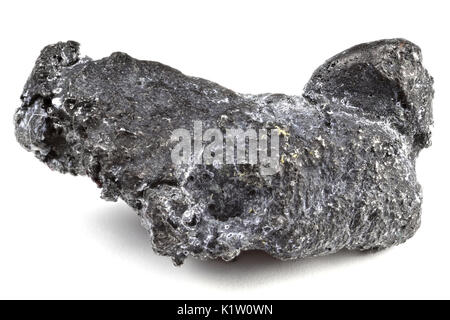 Platine de Nischni-Tagil pépite naturelle (Russie) isolé sur fond blanc Banque D'Images