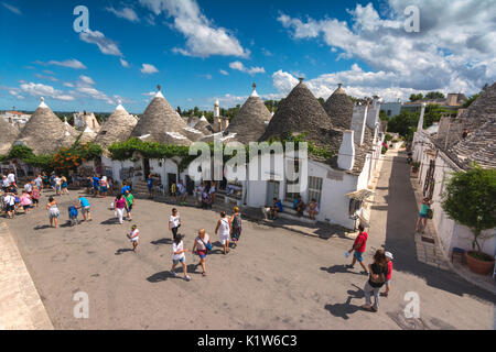 L'Europe, Italie, province de Bari à Alberobello, dans les Pouilles. Banque D'Images