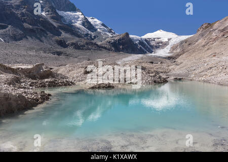 L'Europe, l'Autriche, la Carinthie, Glockner Group, Haut Tauern. Le johannisberg montagnes comme vu de Pasterze glacier Banque D'Images