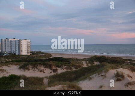 Coucher du soleil à Le touquet paris plage france Banque D'Images