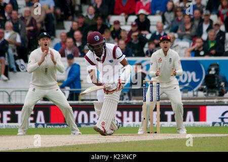 Leeds, UK. Août 29, 2017. Kraigg Brathwaite batting pour Antilles contre l'Angleterre, le dernier jour du deuxième test-match Investec à Headingley Cricket Ground. Crédit : Colin Edwards/Alamy Live News Banque D'Images