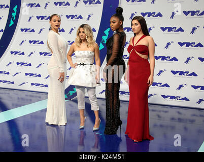 27 août 2017 - Los Angeles, Californie, États-Unis - 27 août 2017 - Los Angeles, Californie - Dinah Jane, allié Brooke, Kordei Normani, et Lauren Jauregui de cinquième de l'harmonie. MTV Video Music Awards 2017 qui ont eu lieu pendant le Forum. Crédit photo : F. Sadou/AdMedia (crédit Image : © F. Sadou/AdMedia via Zuma sur le fil) Banque D'Images