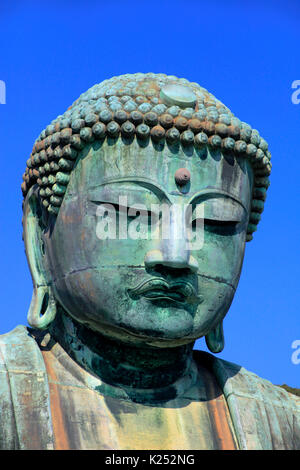 Gros plan d'un grand Bouddha à Kotokuin Temple à Kamakura Kanagawa Japon ville Banque D'Images
