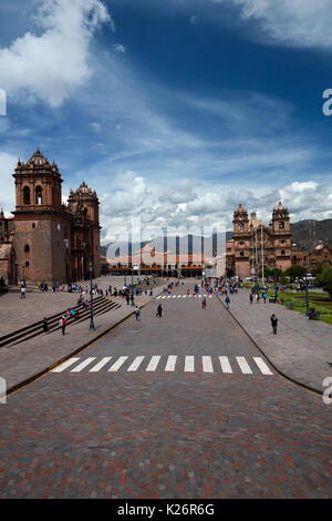 La Cathédrale et l'Iglesia de la Compania, Plaza de Armas, Cuzco, Pérou, Amérique du Sud Banque D'Images