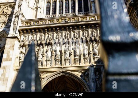 Vue générale de l'intérieur et l'extérieur de l'abbaye de Westminster à Londres, Angleterre le 20 septembre 2016. Banque D'Images