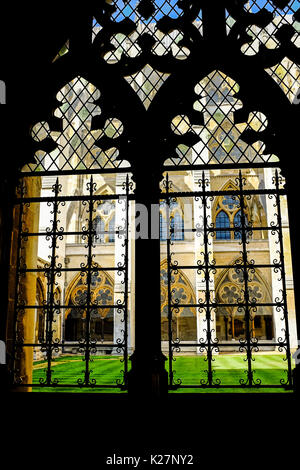 Vue générale de l'intérieur et l'extérieur de l'abbaye de Westminster à Londres, Angleterre le 20 septembre 2016. Banque D'Images