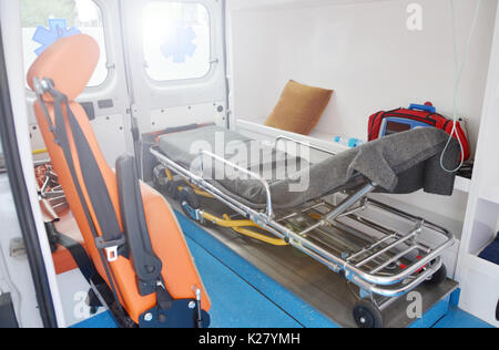 L'intérieur de l'ambulance voiture Banque D'Images