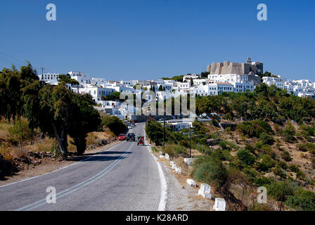 Patmos Monastère de Saint John le théologien et village de Chora Banque D'Images