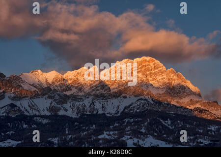 Groupe Cristallo, Ampezzo Dolomites, Cortina d'Ampezzo, Belluno, Italie. Banque D'Images