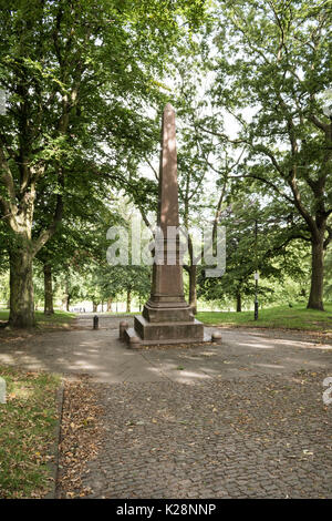 Mémorial de la guerre des Boers à l'entrée de la rue Waverley dans la forêt Recreation Ground Nottingham Banque D'Images