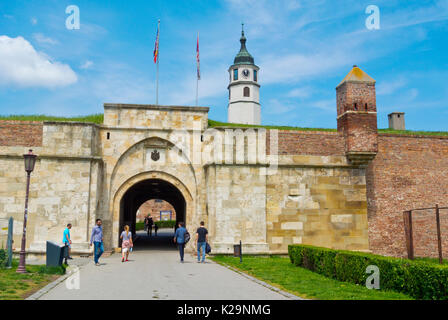 Stambol gate, avec Kula Sahat, la tour de l'horloge, le parc de Kalemegdan, Belgrade, Serbie Banque D'Images