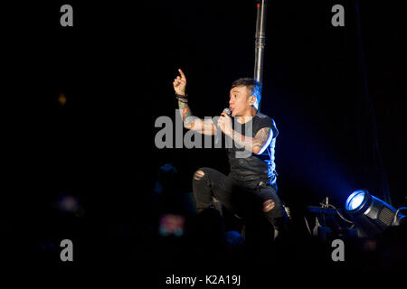 Madison, Wisconsin, USA. Mar 28, 2017. ARNEL PINEDA de Voyage à Alliant Energy Center à Madison, Wisconsin Crédit : Daniel DeSlover/ZUMA/Alamy Fil Live News Banque D'Images