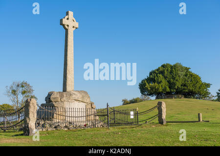 Mémorial de la Première Guerre Mondiale par banc de Chelsea House à Lyndhurst, parc national New Forest, Royaume-Uni Banque D'Images