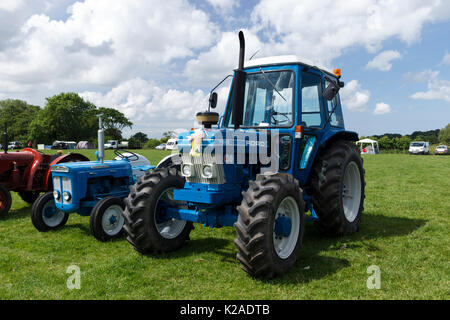 Tracteur Ford 7610 Banque D'Images