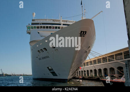 Bateau de croisière MSC Armonia amarré à La Havane, Cuba Banque D'Images