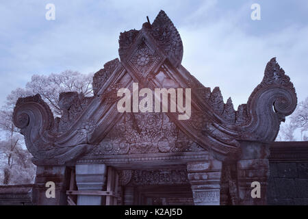 Banteay Srei beau château en grès rouge siem reap Cambodge plus de mille ans Banque D'Images