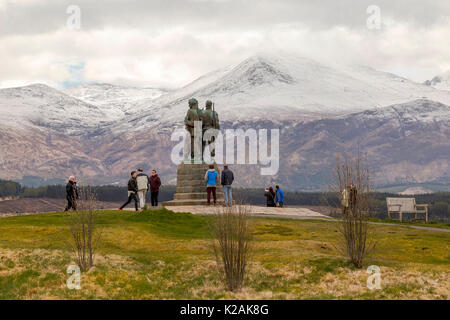 Mémorial Commando 1940-1945,à Spean Bridge, près de Fort William, avec vue sur le Ben Nevis, Lochaber, Highlands, Scotland, UK Banque D'Images