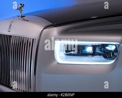 Rolls Royce Phantom 2017 empattement court. Banque D'Images