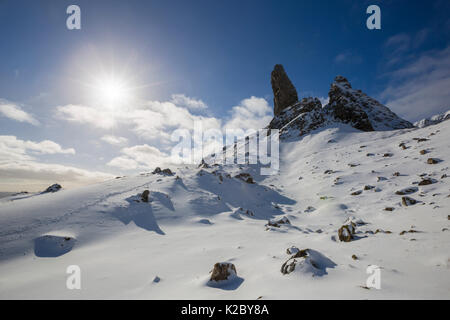 Le vieil homme de Storr après de fortes chutes de neige, Isle of Skye, Scotland, UK. Mars 2015. Banque D'Images