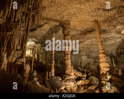 Palma de Majorque, Espagne - 26 août 2017:Les grottes de Drach, les grottes de l'étendre à une profondeur de 25 m, pour atteindre 2,4 km de longueur. Banque D'Images