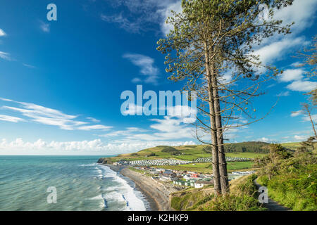 Chemin panoramique sur les falaises impressionnantes avec vue spectaculaire sur Camping Site Banque D'Images