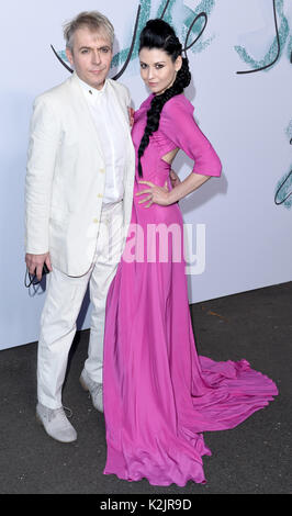 La photo doit être crédité ©Presse Alpha 079965 28/06/2017 Nick Rhodes et Nefer Suvio La Fête de l'été 2017 présenté par la serpentine et Chanel la Serpentine Gallery Kensington Gardens à Londres Banque D'Images