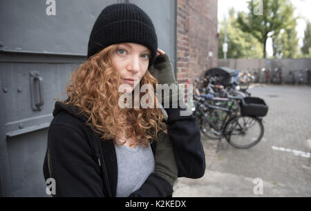 Berlin, Allemagne. Août 31, 2017. L'actrice Marleen Lohse pendant le tournage du film 'cas de Berlin, à Berlin, Allemagne, 31 août 2017. Photo : Jörg Carstensen/dpa/Alamy Live News Banque D'Images