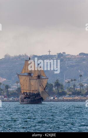 Usa. Août 31, 2017. Le Port de San Diego 2017 Festival de la voile.Le San Salvador, ont participé à la parade des bateaux. Credit : Daren Fentiman/ZUMA/Alamy Fil Live News Banque D'Images