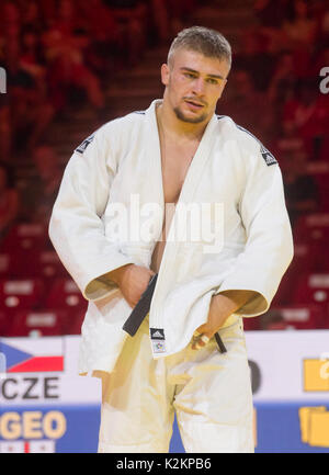 Budapest, Hongrie. 06Th Sep 2017. Le judoka tchèque David Klammert (photo) est vu pendant son match contre judoka géorgien Ushangi Margiani pendant le match de la catégorie -90 kg hommes, 3ème tour, dans le championnat du monde de judo 2017 Suzuki à Budapest, Hongrie, le 1 septembre 2017. Photo : CTK Vit Simanek/Photo/Alamy Live News Banque D'Images