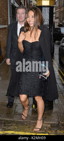 La photo doit être crédité ©Presse Alpha 078237 17/05/2017 Vicomtesse Emma McQuiston Weymouth Weymouth et vicomte Ceawlin Thynn Kate Moss x Ara Vartanian Collection Lancer Bruton Place Londres Banque D'Images