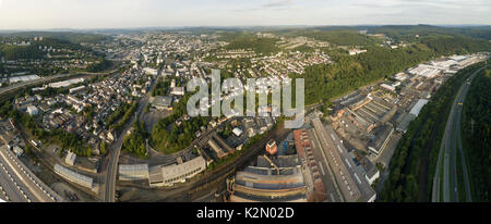 Vue panoramique sur la ville de Siegen. Rhénanie du Nord-Westphalie, Allemagne Banque D'Images