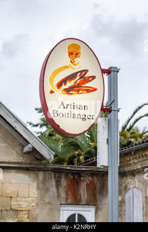 Artisan Boulanger (Boulanger) signe à Pauillac, une municipalité dans le département de la Gironde et Nouvelle-Aquitaine dans le sud-ouest de la France Banque D'Images