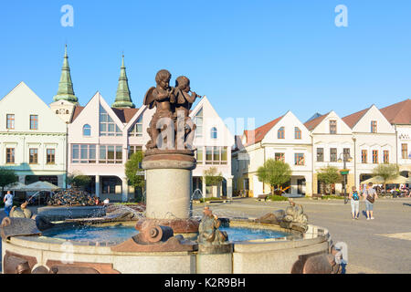 Place principale Marianske namestie avec maisons bourgeoise, Zilina (Sillein, Silein), Slovaquie Banque D'Images