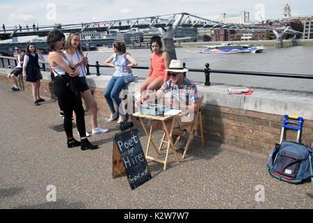 Location de poète, South Bank, Londres Uk Banque D'Images