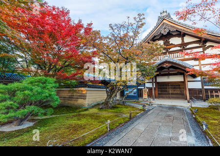 KYOTO, JAPON - 20 novembre : Kodaiji à Kyoto, au Japon le 20 novembre 2013. Créé en 1606 en mémoire de Toyotomi Hideyoshi, temple dispose de riches Banque D'Images