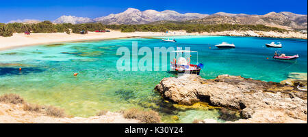 Belle plage de l'île de Naxos, Cyclades, Grèce. Banque D'Images