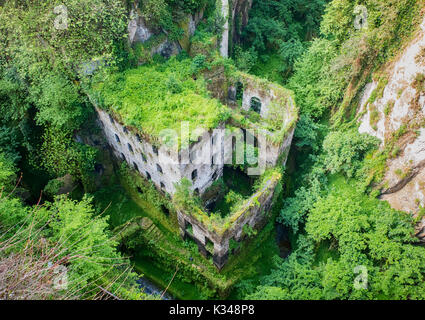 Vieux moulin abandonné Sorrento Banque D'Images