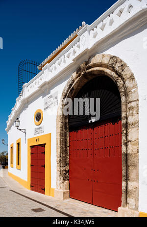 Extérieur de 'Plaza de toros de la Real Maestranza de Caballería de Sevilla' (le Bullring), Séville, Andalousie, Espagne Banque D'Images