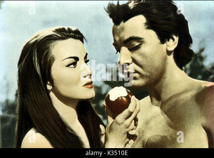 ADAN Y EVA aka ADAM et EVE CHRISTIANE MARTEL, Carlos Baena Date : 1956 Banque D'Images