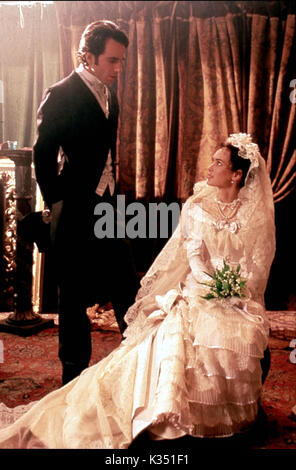 L'ÂGE D'INNOCENCE Daniel Day Lewis, Winona Ryder Date : 1993 Banque D'Images