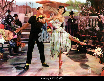 Une AMÉRICAINE À PARIS GENE KELLY, Leslie Caron Date : 1951 Banque D'Images