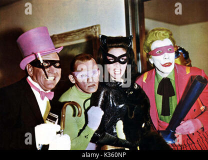 BATMAN BURGESS MEREDITH, FRANK GORSHIN, LEE MERIWETHER, CESAR ROMERO Date : 1966 Banque D'Images