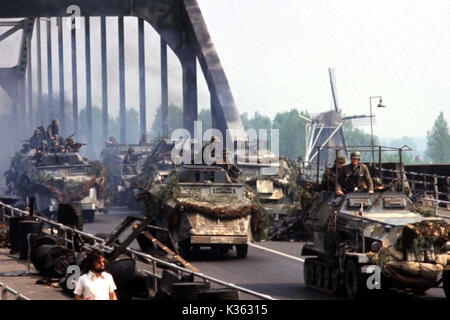 Un pont trop loin Date : 1977 Banque D'Images