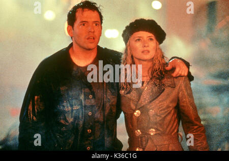 GODZILLA COPYRIGHT : TRISTAR PICTURES INC Matthew Broderick, MARIA PITILLO Date : 1998 Banque D'Images