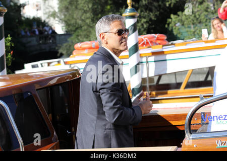Lido di Venezia, Italie. 06Th Sep 2017. L'Europe, Italie, Lido di Venezia, 01 septembre, 2017 : George Clooney arrive à Lido di Venezia pour 74e Festival International du Film de Venise Crédit Crédit : Ottavia Da Re/Sintesi/Alamy Live News Banque D'Images